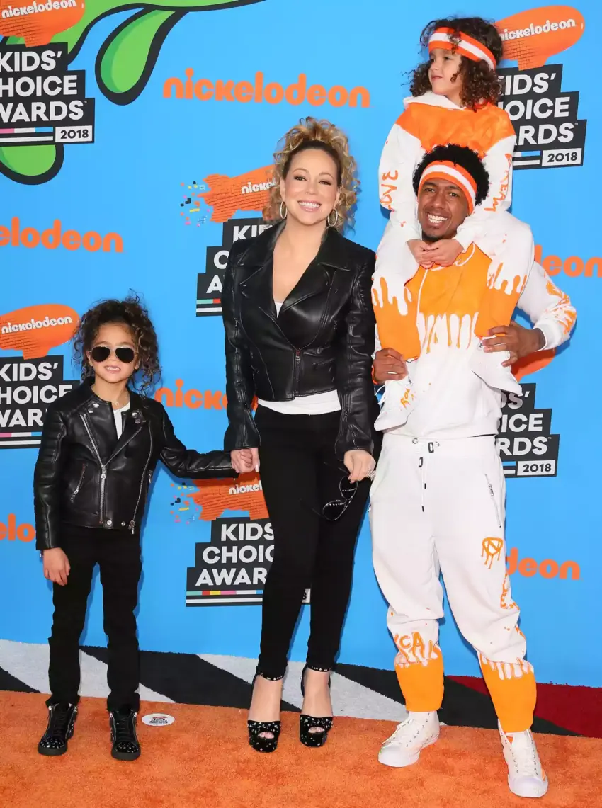 Mariah Carey with Nick Cannon and Twins Roc and Roe